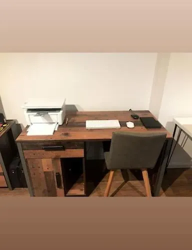 12 Km From Frankfurt Center Offenbach del Meno